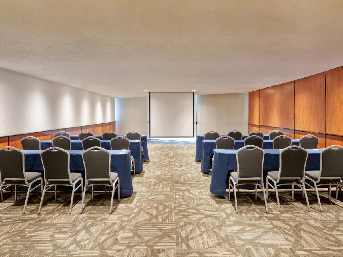 Fiesta Americana Reforma Mexico City Ngoại thất bức ảnh Meeting room