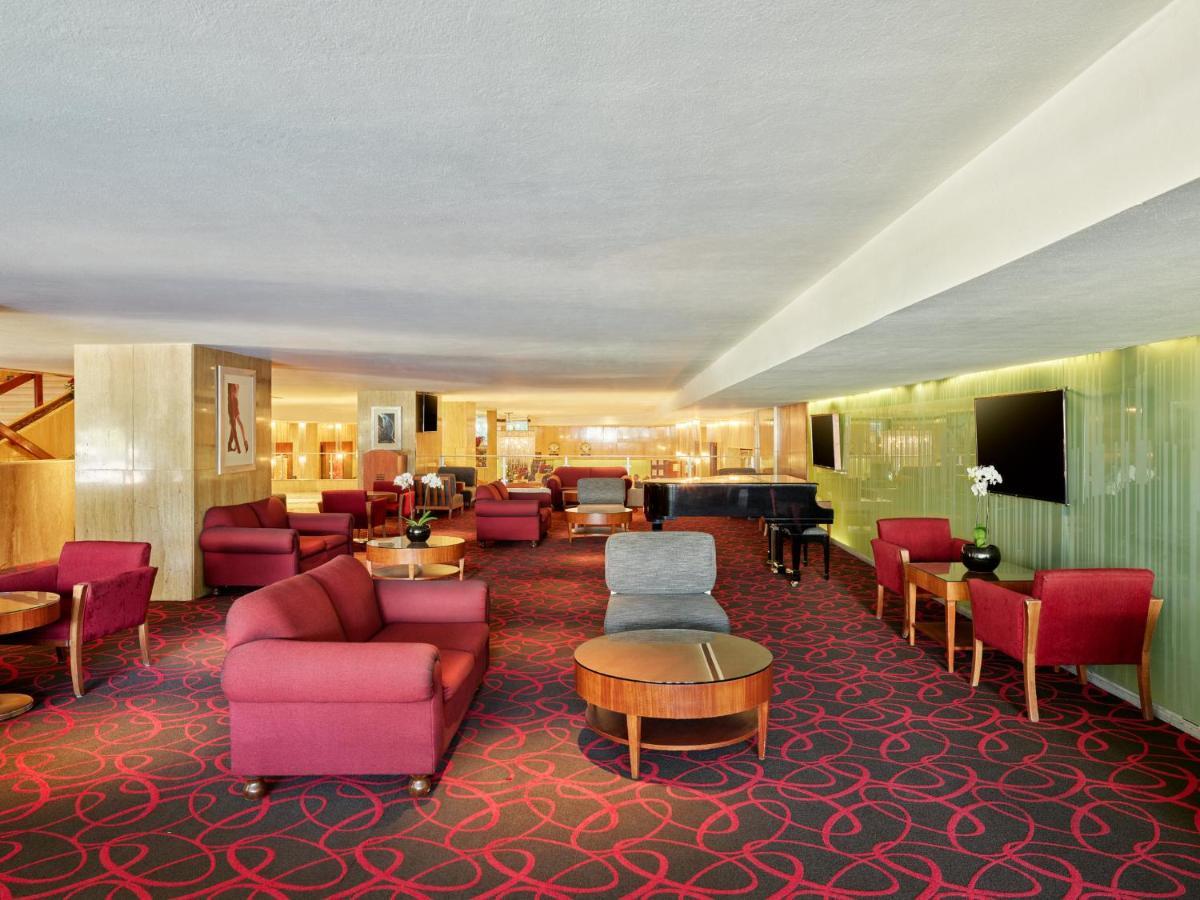 Fiesta Americana Reforma Mexico City Ngoại thất bức ảnh The lounge at the airport