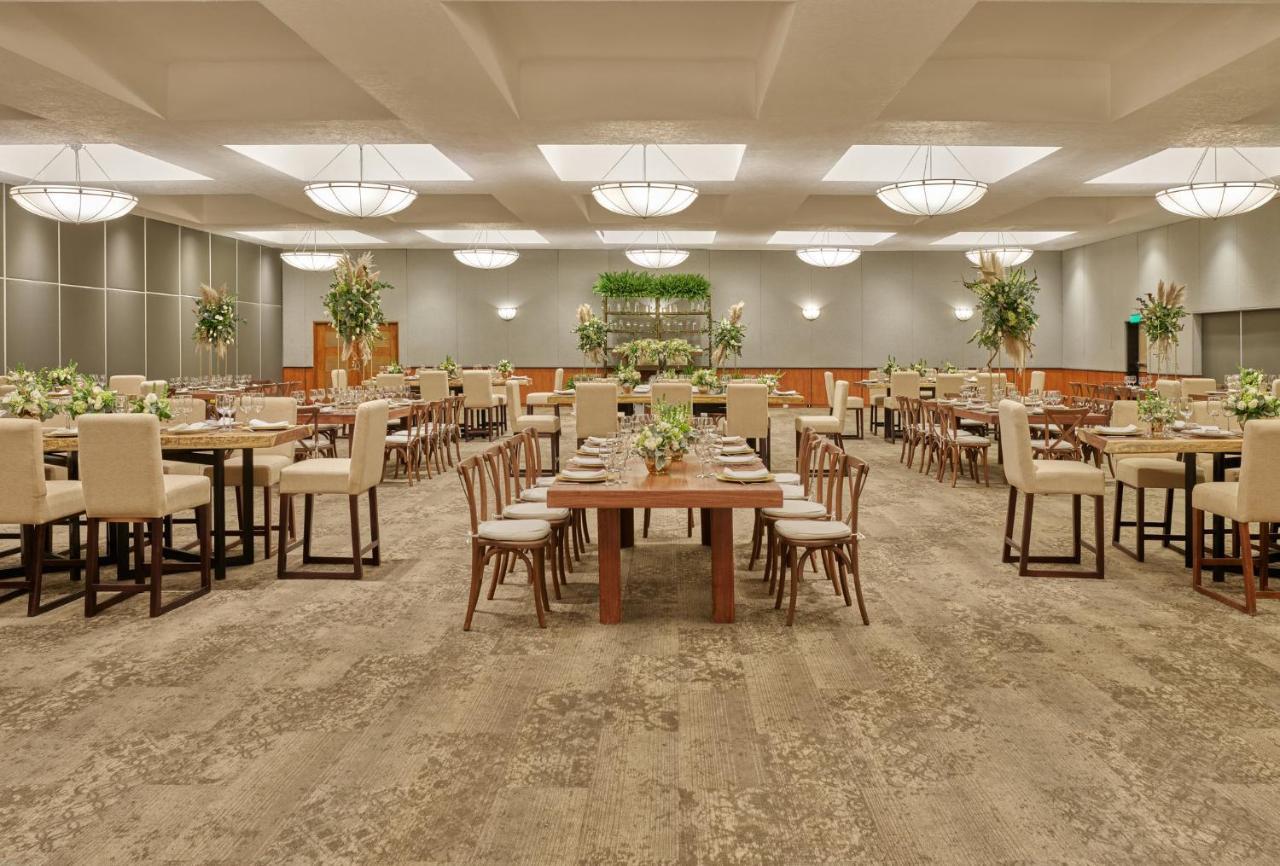 Fiesta Americana Reforma Mexico City Ngoại thất bức ảnh The ballroom at the Westin Palace, Madrid