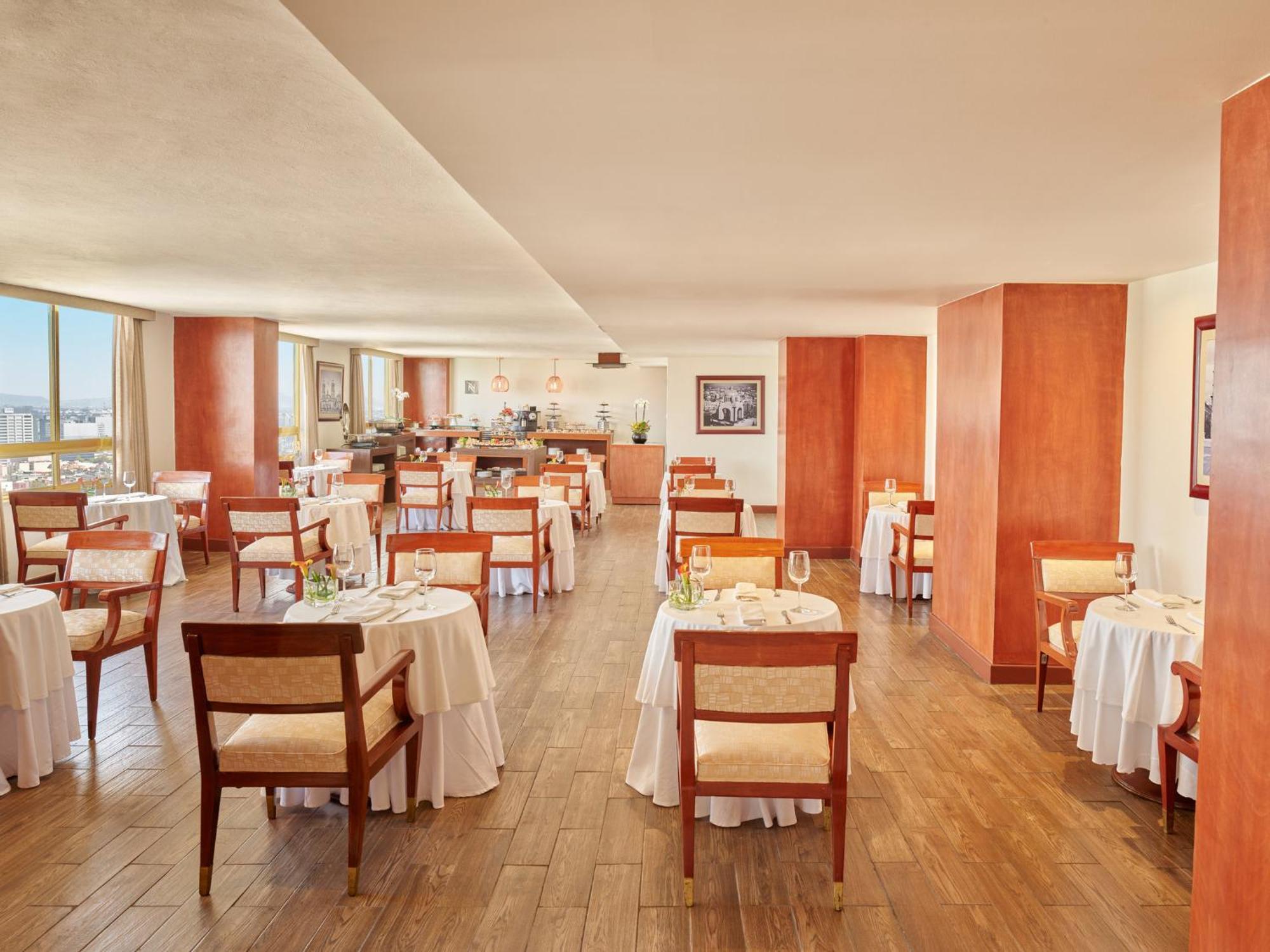 Fiesta Americana Reforma Mexico City Ngoại thất bức ảnh The restaurant